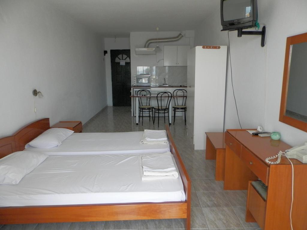 Apollon Hotel Méthana Стая снимка